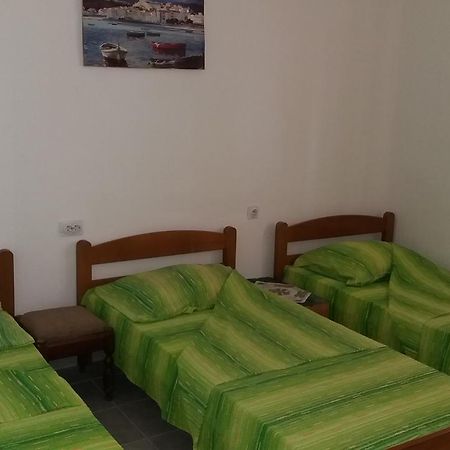Rooms Sijak بار المظهر الخارجي الصورة